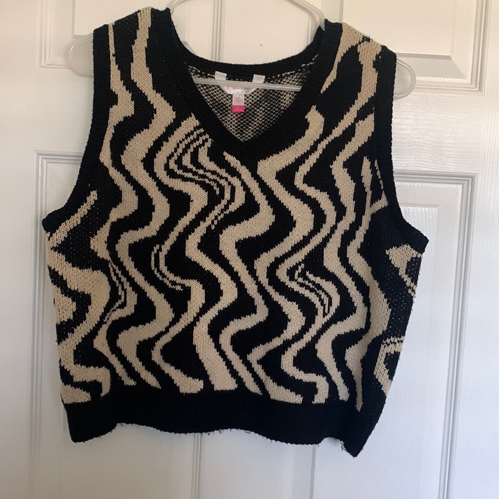 No Boundaries Multi Color Sweater Vest - image 1